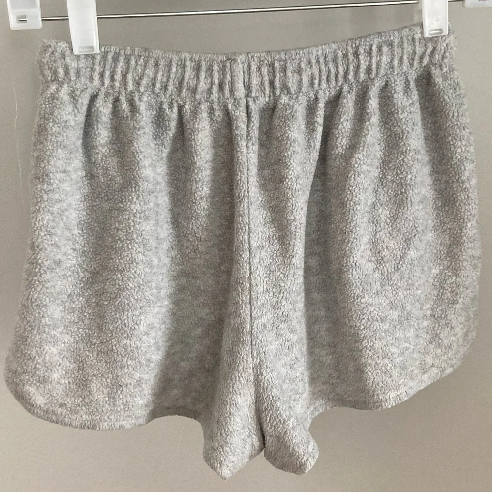 ❌SOLD Colsie Gray Fleece Pajama/Lounge Shorts - Picture 3 of 5